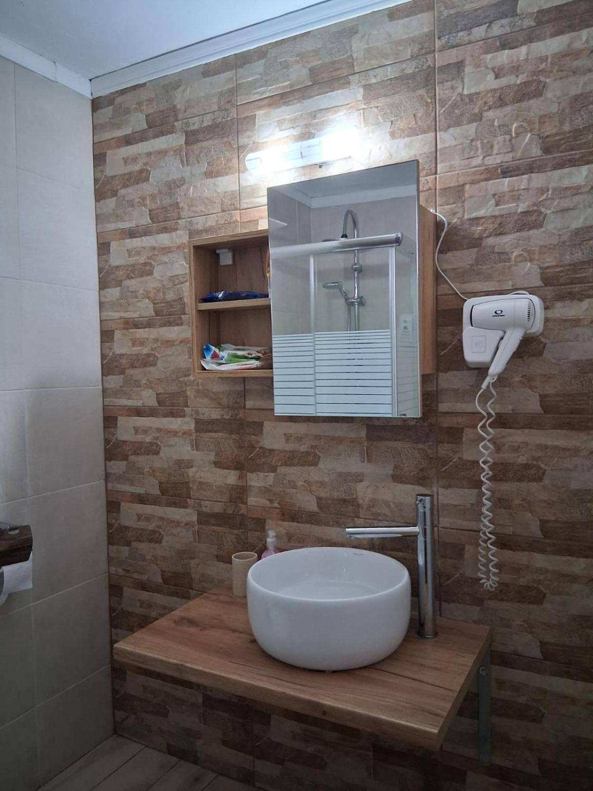 דירות Soroni Sioutis House מראה חיצוני תמונה